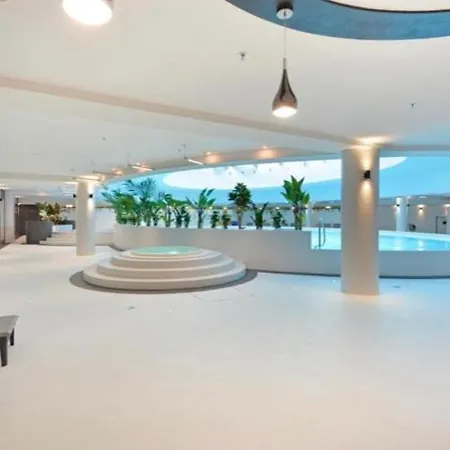 Apartament Hanza Tower White 24 Pool & Jacussi *